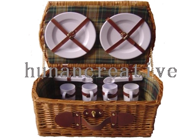 Willow Picnic basket For 4 Persons Use