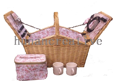 Willow Picnic basket For 4 Persons Use